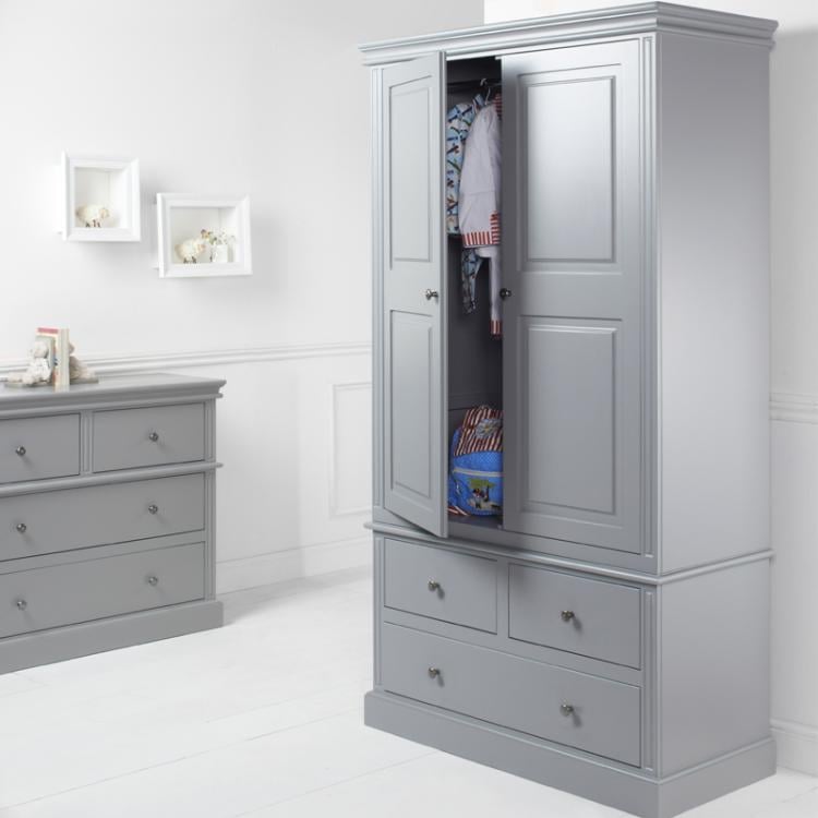 childrens wardrobe and chest of drawers